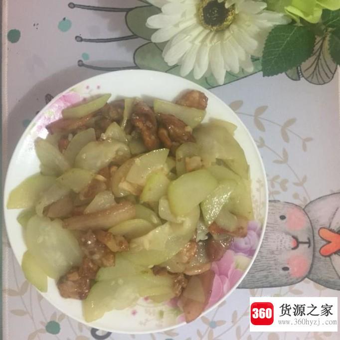 西葫芦炒肉怎么做?