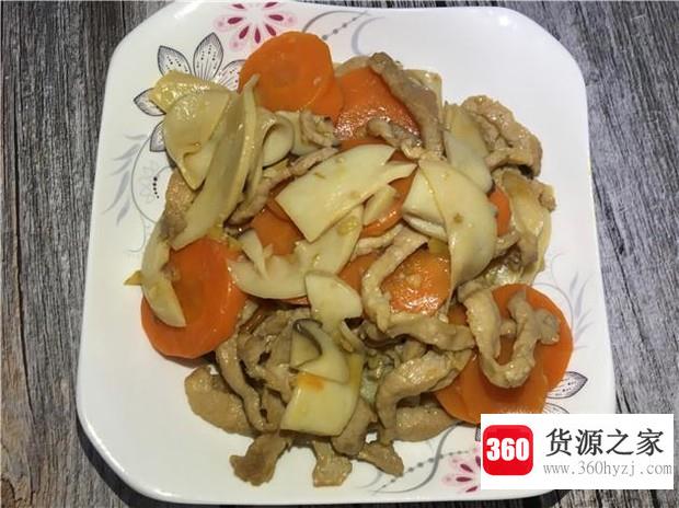 红萝卜瘦肉鸡腿菇的家常做法