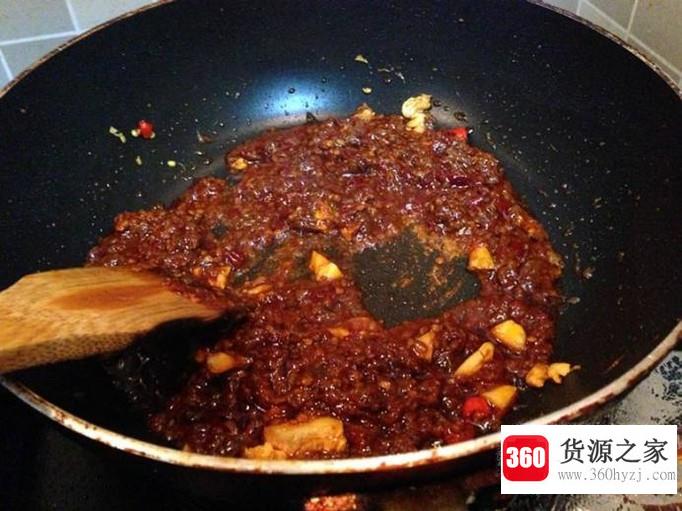 学习鸡蛋灌饼的酱料做法