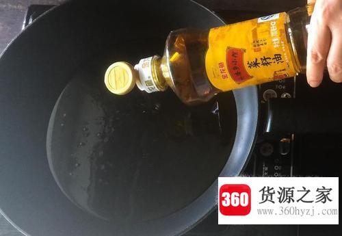 炒菜被油烫伤怎么办？