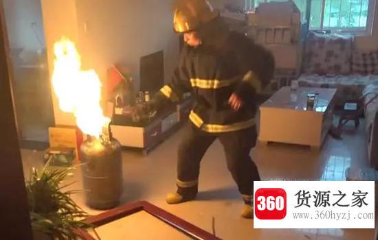 煤气罐着火了怎样科学灭火？