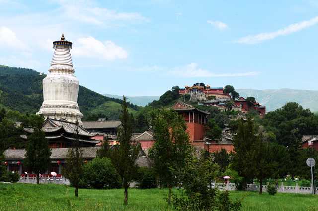 神圣十大名山排行榜前十名