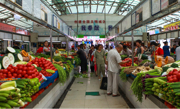 开蔬菜水果超市赚钱吗